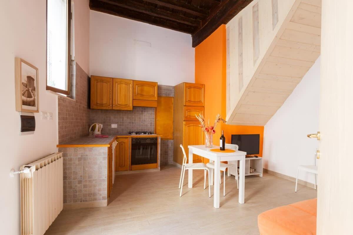 Boccanera A Trastevere Holiday Apartment Рим Экстерьер фото